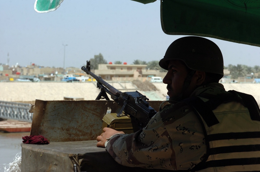 ISF secure streets of Kadhamiyah