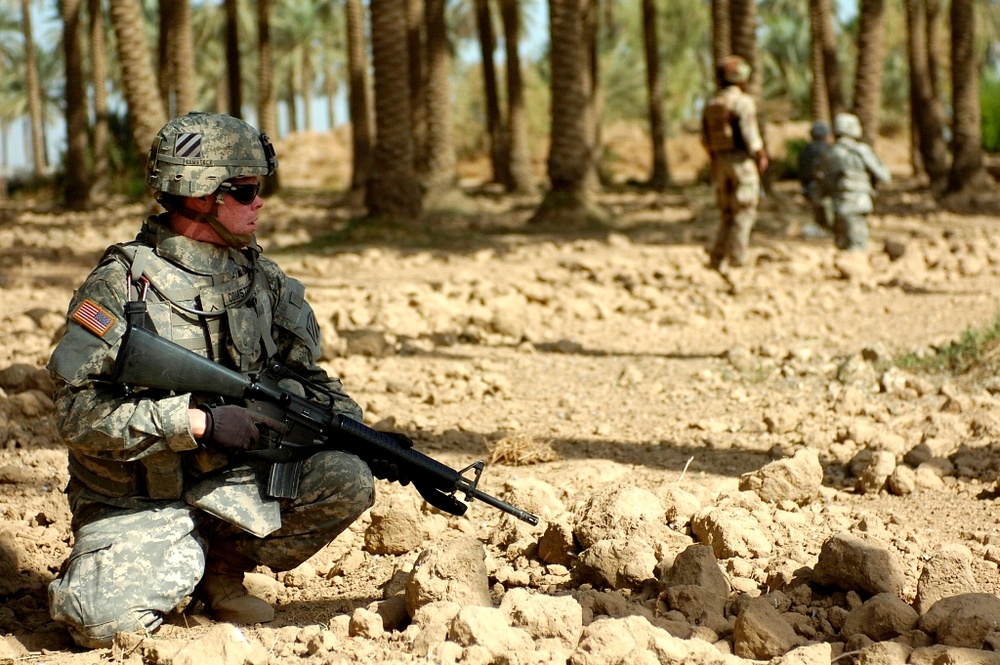 2nd BCT Soldiers clear road of IEDs, allow residents to return home