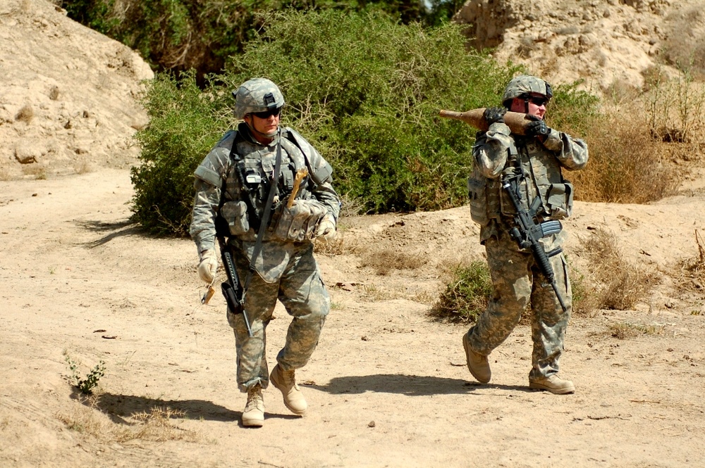 2nd BCT Soldiers clear road of IEDs, allow residents to return home