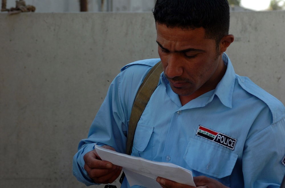 Iraqi Security Forces maintain presence in Kadhamiyah