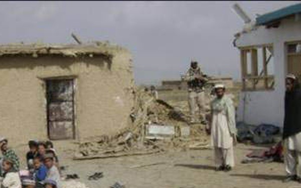 Insurgents destroy Afghan school in Faroq