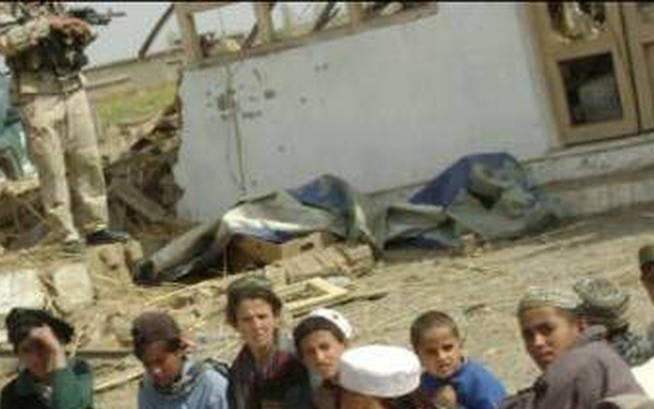 Insurgents destroy Afghan school in Farouq