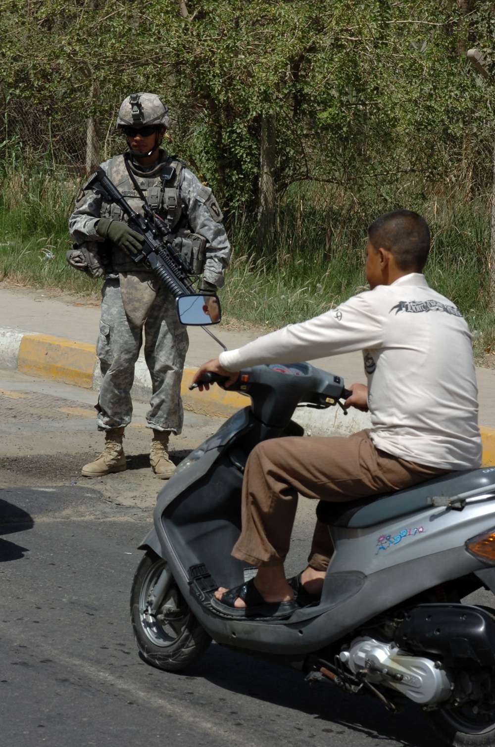 Chicago native ensures safety, security of Iraqi citizens while patrolling streets of Kadhamiyah