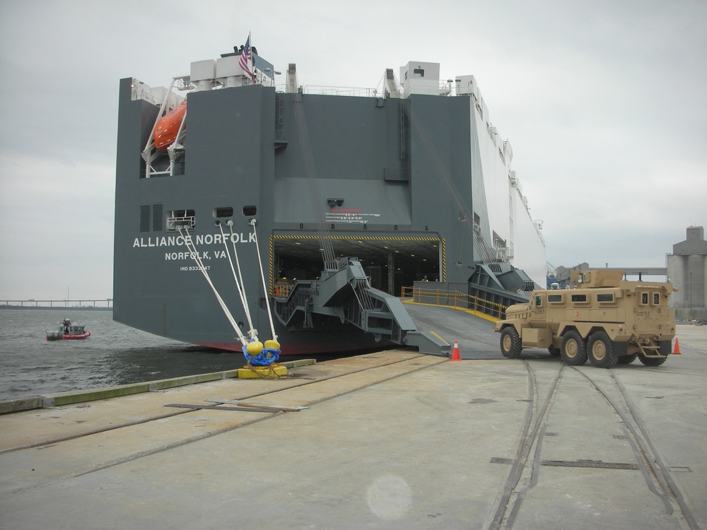 MRAP Sealift Commercial Ship1