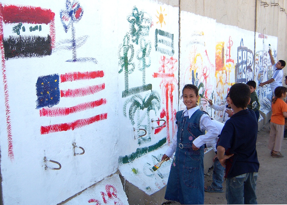 Iraqi Children Demonstrate Artistic Skills