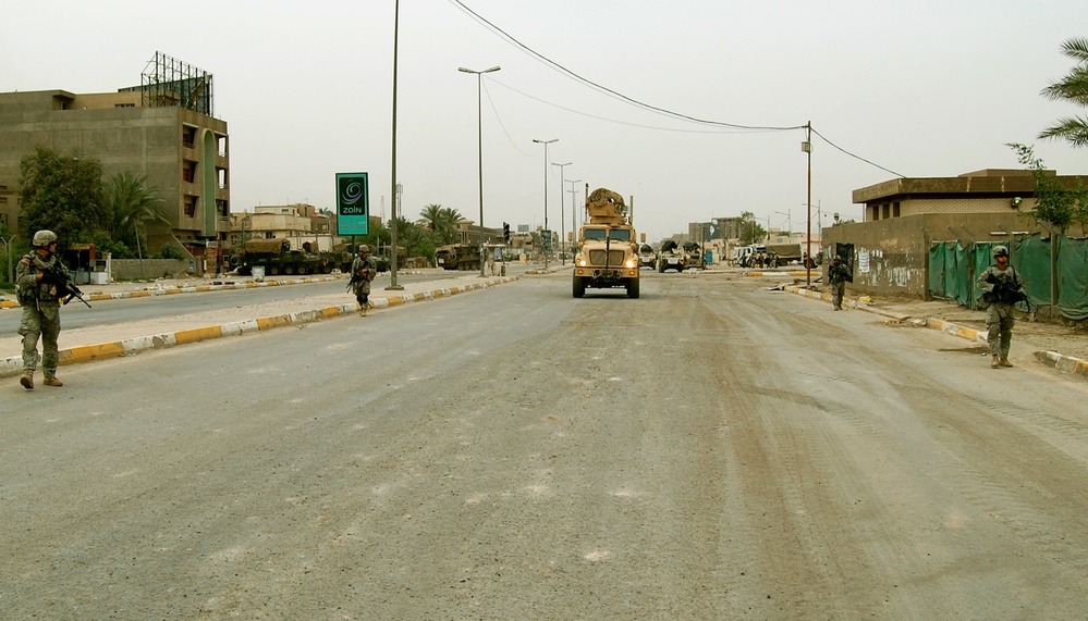 ISF, MND-B Soldiers provide security in Sadr City