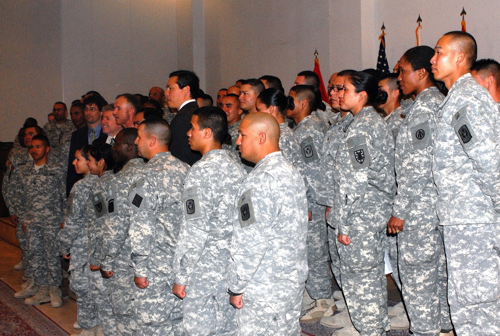 62 service members become U.S. citizens at naturalization ceremony