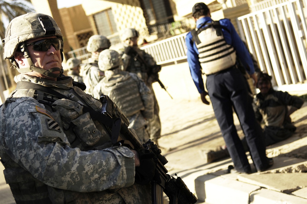 Presence Patrol through the Adhamiyah District of Baghdad