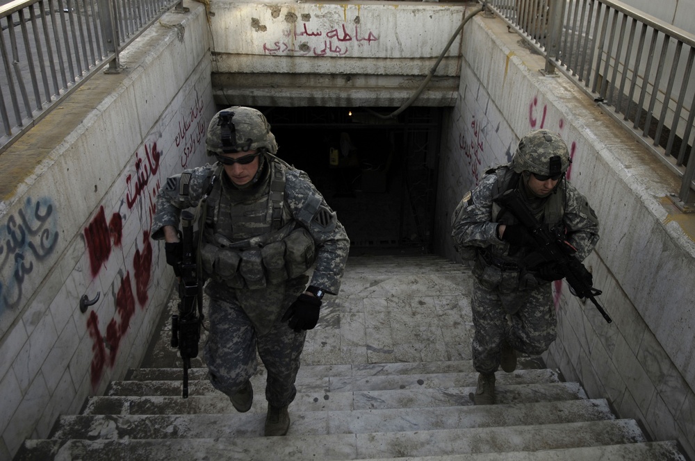 Presence Patrol through the Adhamiyah District of Baghdad