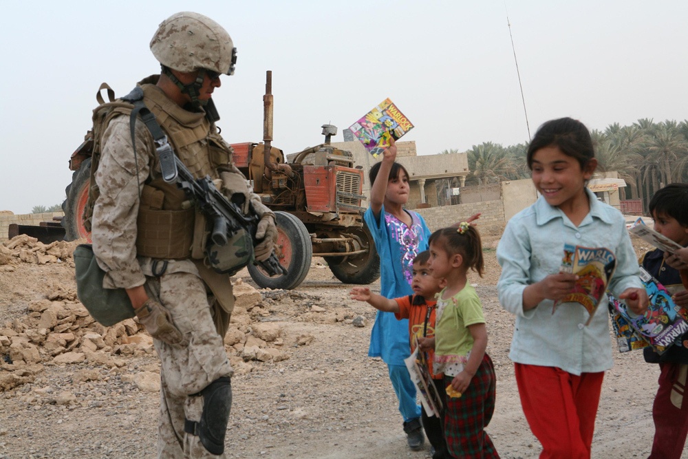 Marine brings super heroes to Iraq