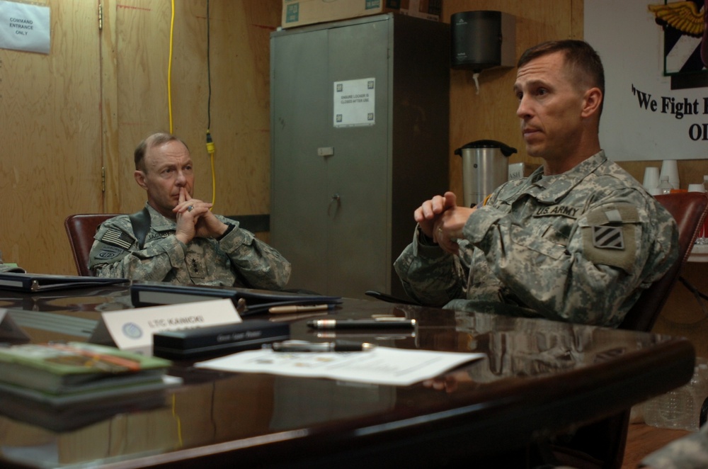 I Corps commander visits 3rd CAB