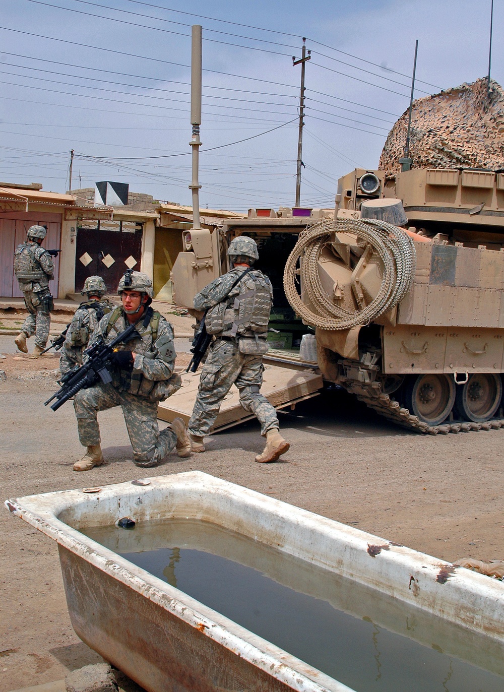 Infantry Soldiers recon Mosul