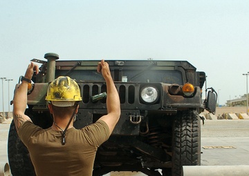 11th Marine Expeditionary Unit Cleans Up Gear