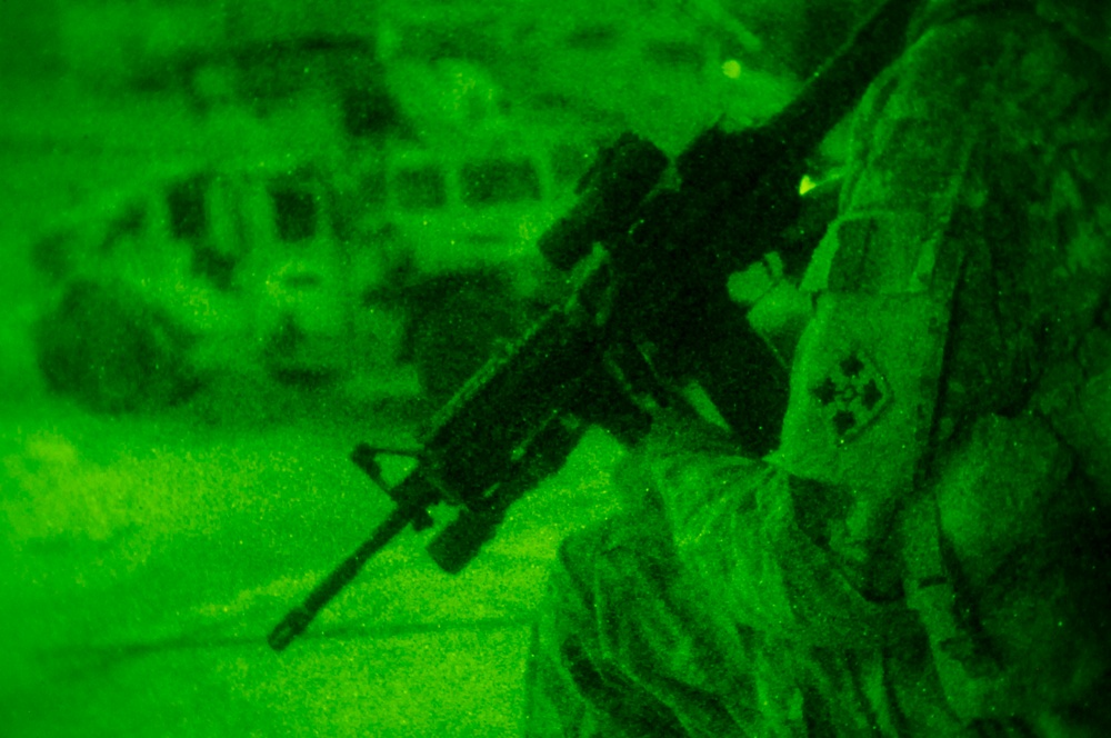 Strikers visit Sadr City