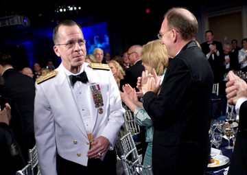 Mullen Receives Atlantic Council's Military Leadership Award
