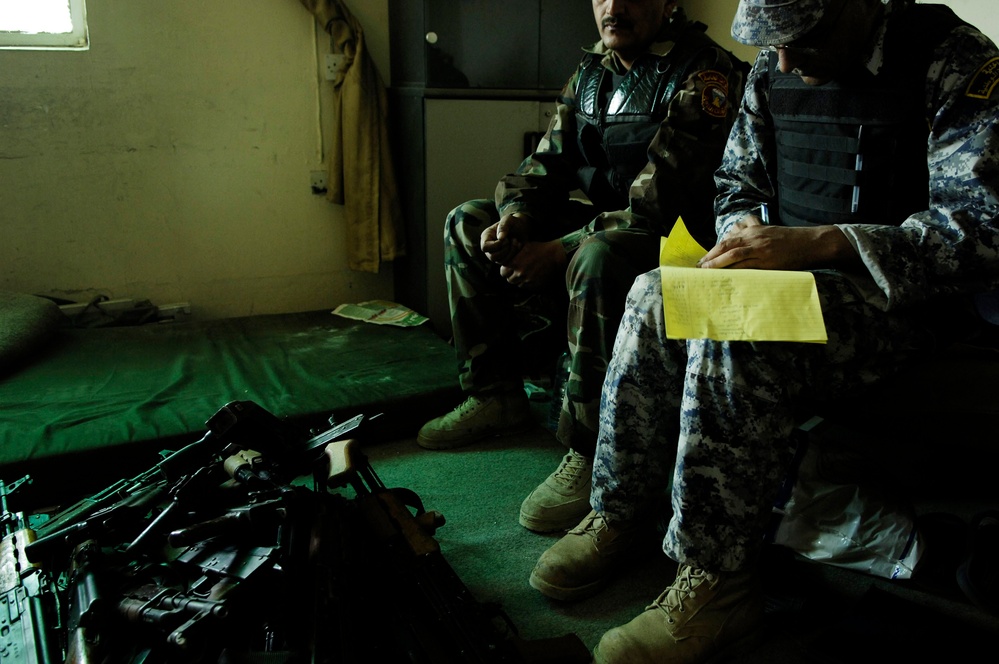 IPs, IA, MND-B Soldiers Provide Security at Patrol Base Comanche