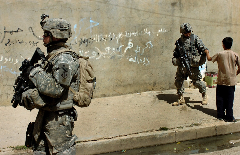 Building rapport in Mosul's al-Wadah neighborhood