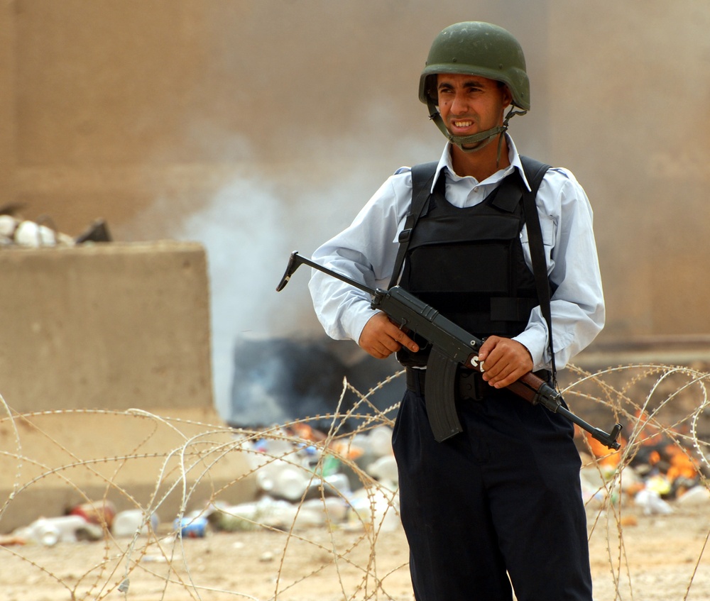 Local police station opens in Baghdad