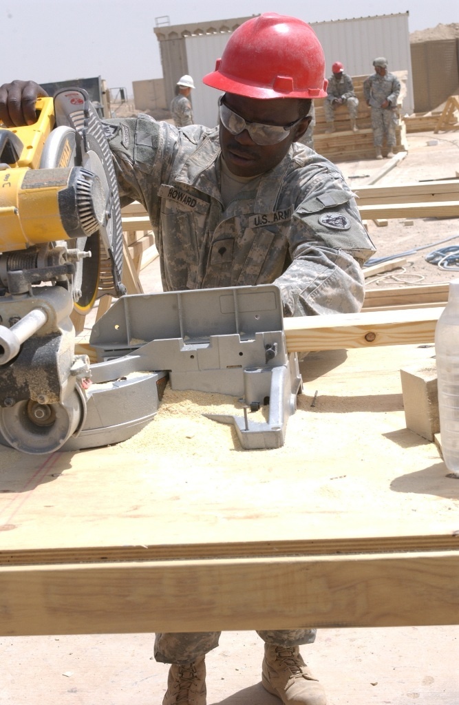 Arctic-tough engineers build Rakkasans' capacity