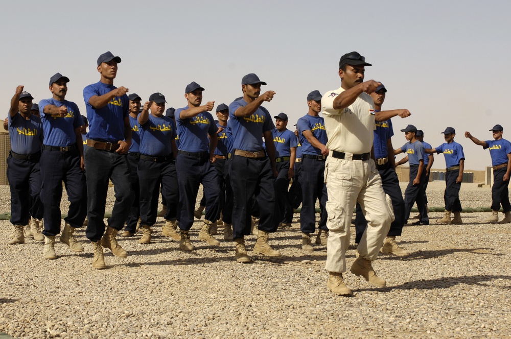 Iraqi police training center opens in Camp Grizzly