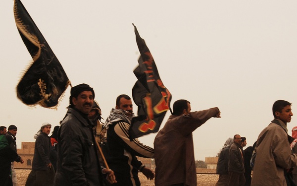 Patrol monitors Shiites