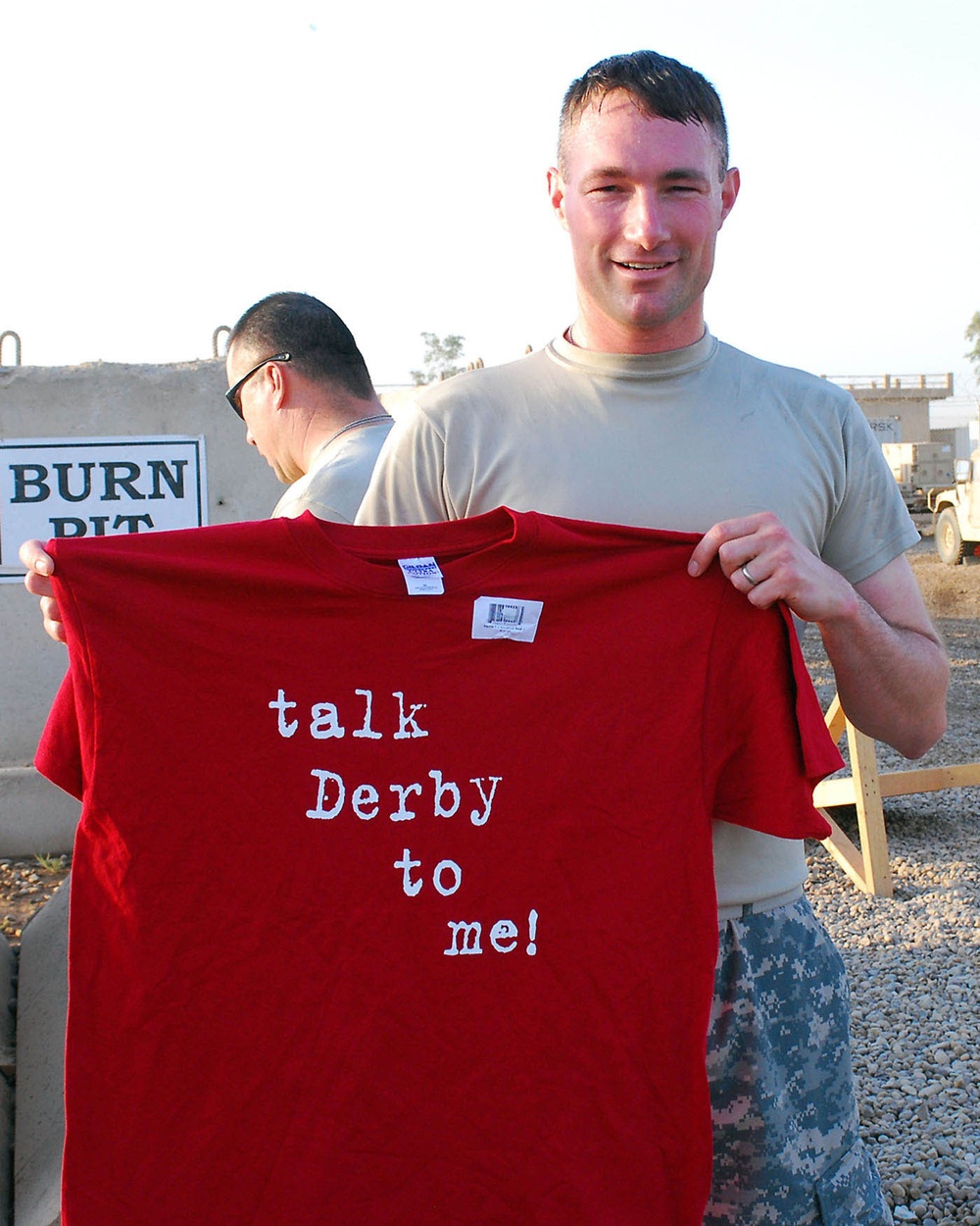 MND-B, 4th Inf. Div. Soldiers gallop to glory in 1st running of the 138th Kentucky Derby in Iraq