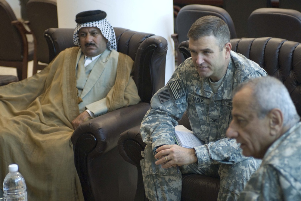 214th FB commander meets with local sheiks 214th FB commander meets with local sheiks