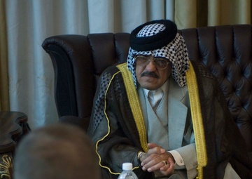 214th FB commander meets with local sheiks