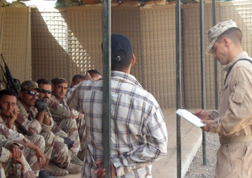 2/3 Engineers educate Iraqi army in checkpoint security