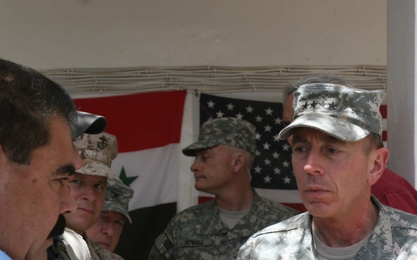 MNF-I Commander visits Island Warriors, tours battlefield