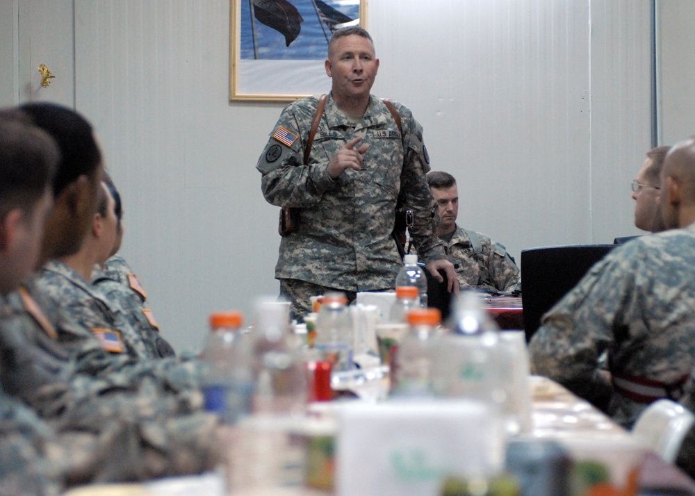 3rd ACR commander visits flight squadron