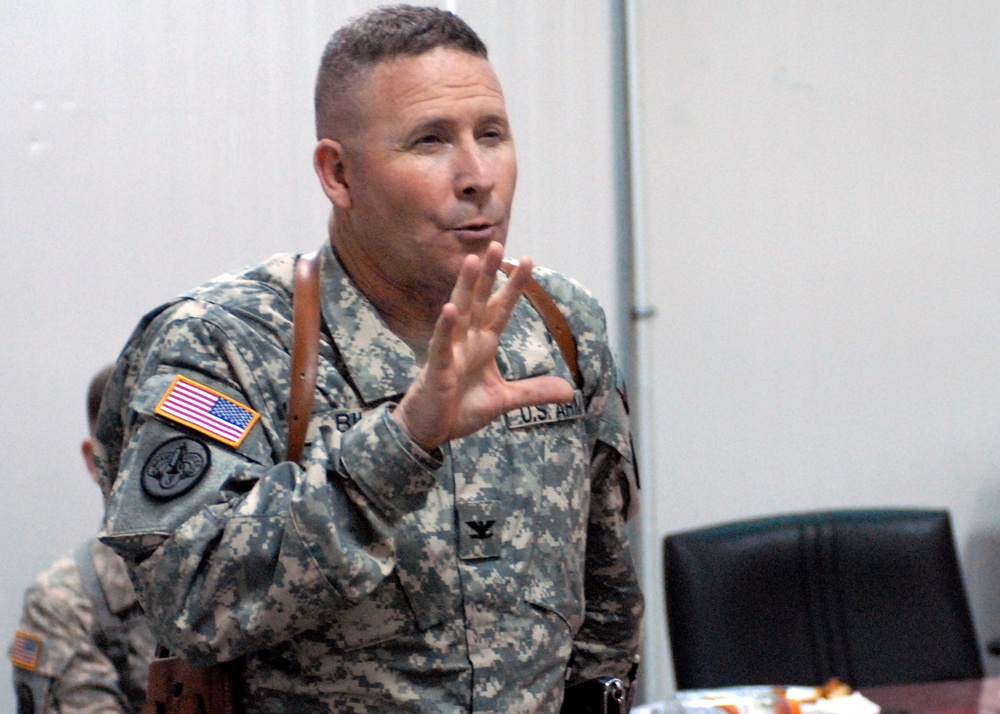 3rd ACR commander visits flight squadron