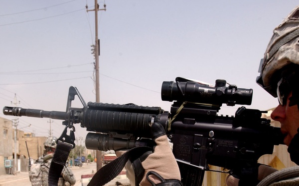 Crazy Horse Soldiers dismount for streets of Baghdad al-Jidida, conduct BDA