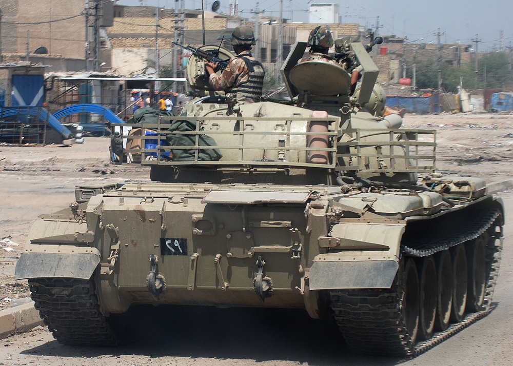 MND-B Soldiers help improve security in Sadr City neighborhood