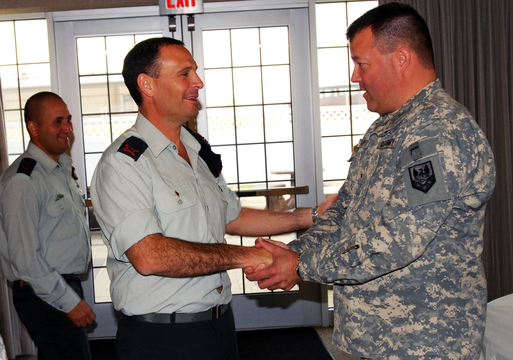 Mo. Guardsmen meet IDF during visit