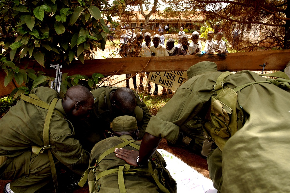 Old Guard trains Uganda forces