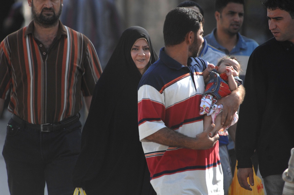 Iraqis get back to daily life in Sadr City