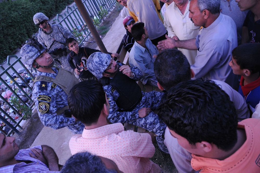 Iraqis get back to daily life in Sadr City