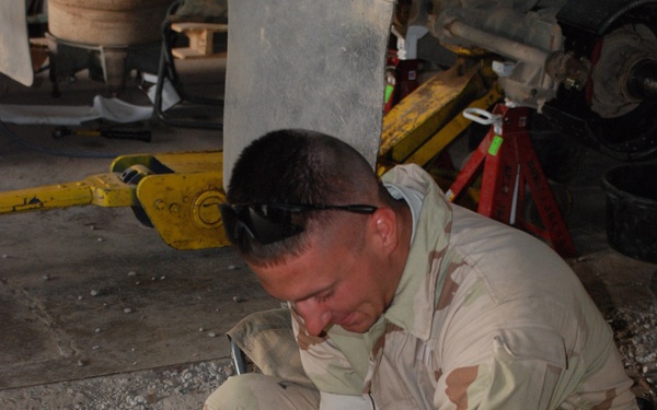 Mechanics get 'Down and Dirty'