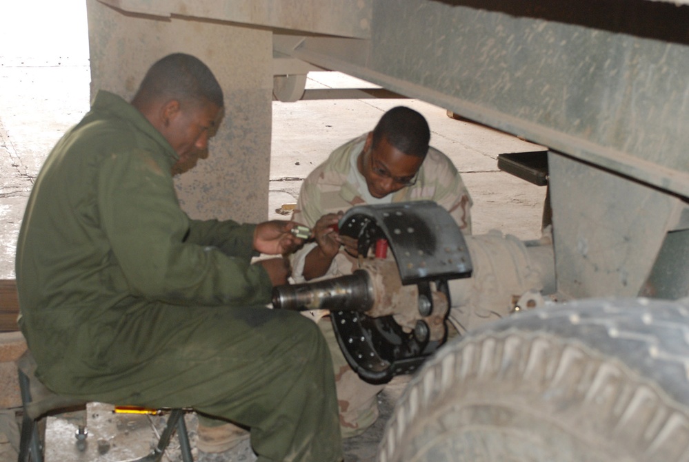 Mechanics get 'Down and Dirty'
