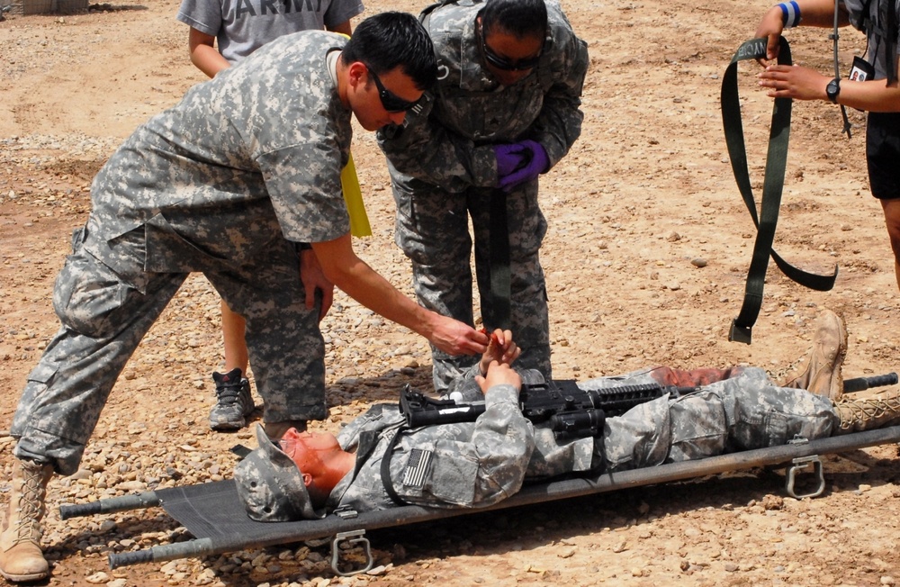 Medical Soldiers show readiness during mass casualty battle drill