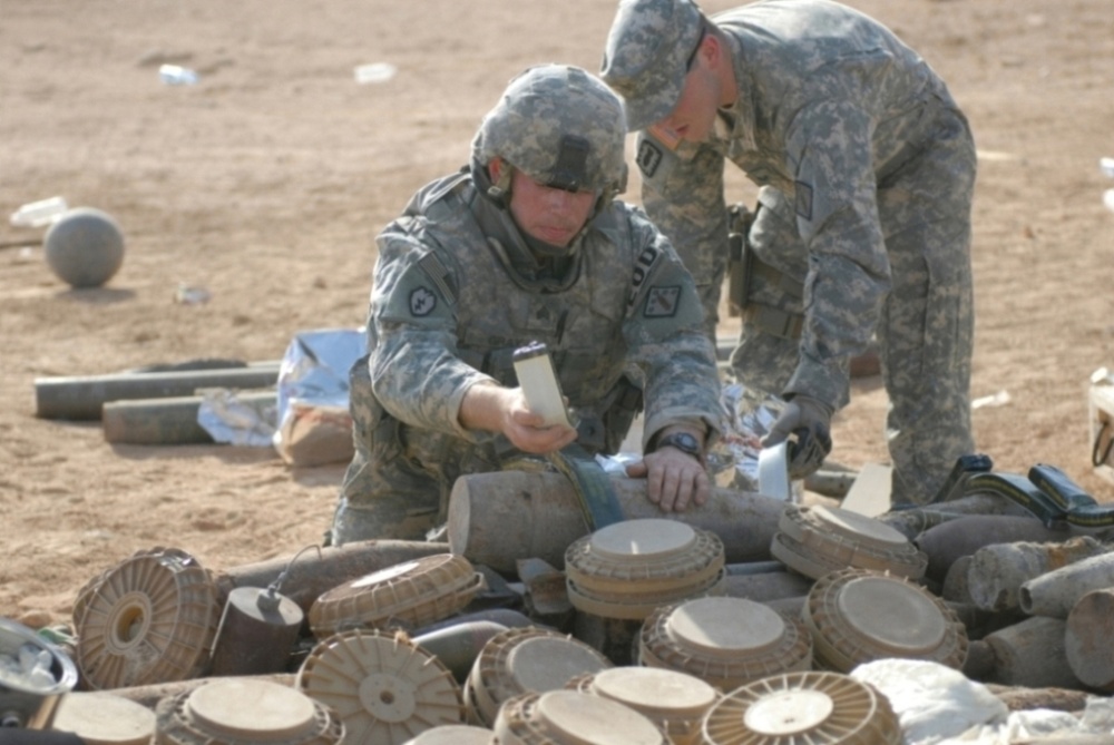 Weapons Cache Destruction Near Karbala
