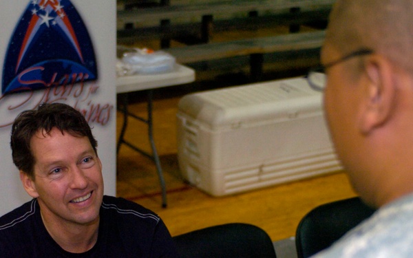 Hollywood star brings piece of paradise to Soldiers