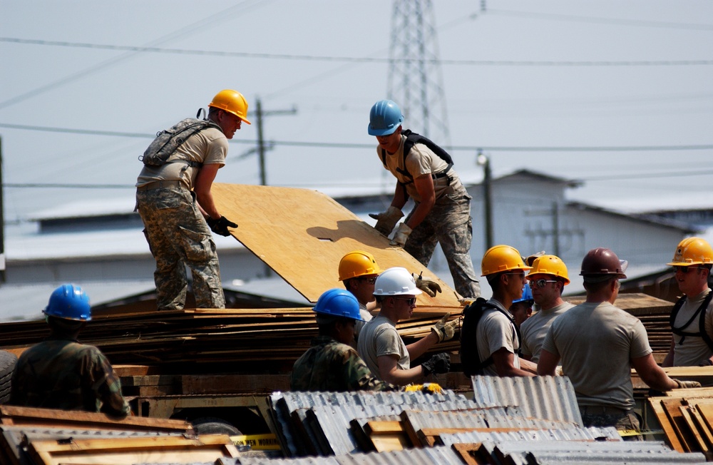 Beyond the Horizon Engineers Deconstruct Billets on Soto Cano