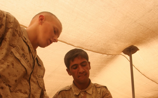 Iraqi Soldiers complete first M-16A2 Service Rifle Maintainers Course