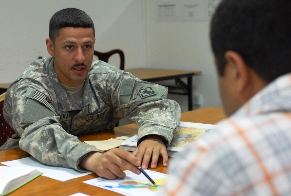 U.S., Iraqi Engineers Discuss Future of Surveying