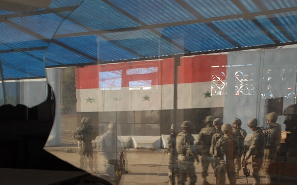 Soldiers visit Doura