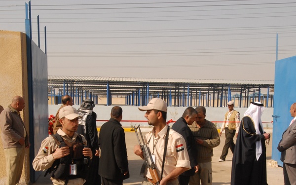 Soldiers visit Doura