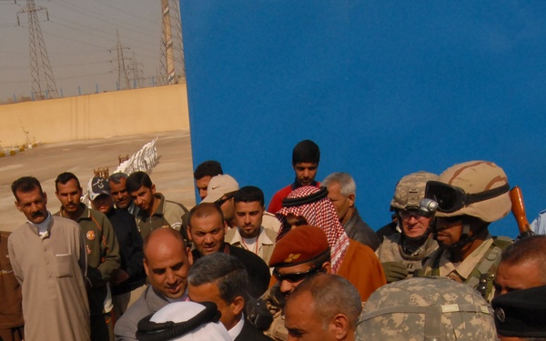 Soldiers visit Doura