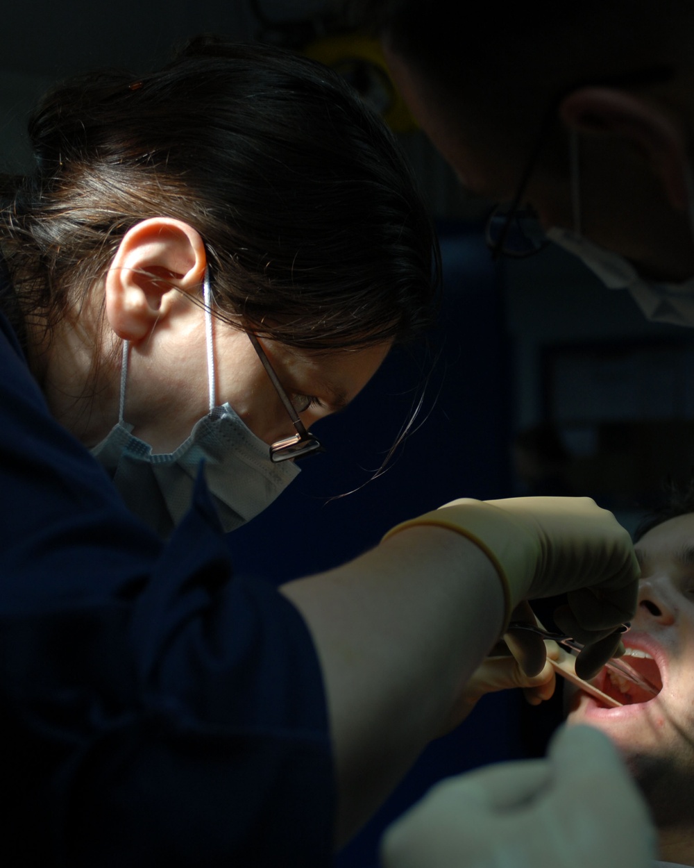 Fixing teeth while underway